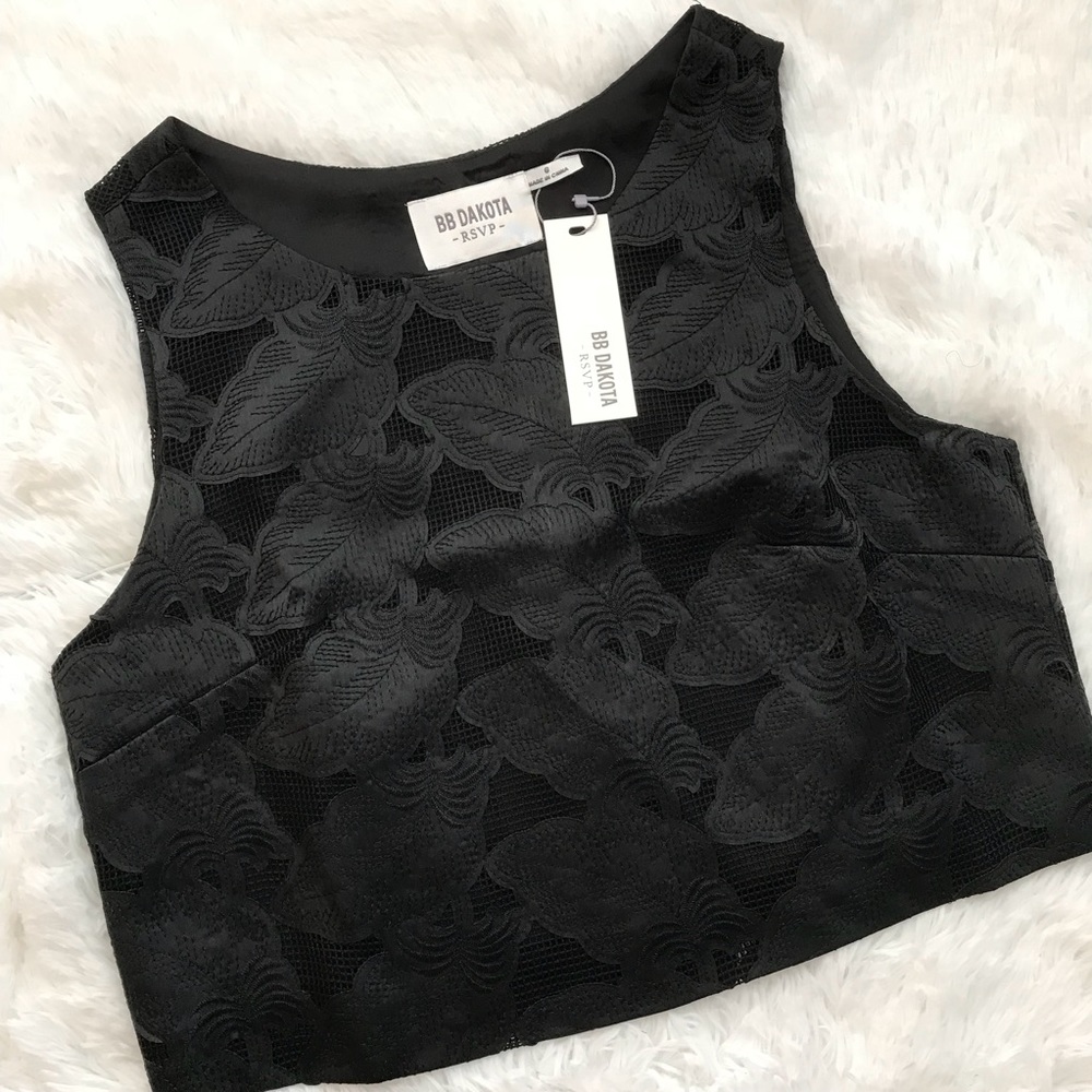 COPY - BB DAKOTA RSVP ♣️ Sleeveless Crop Top NWT